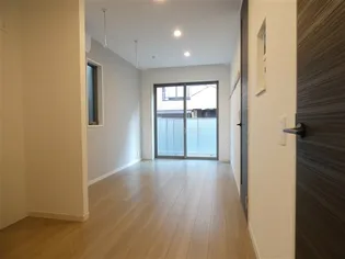 シュヴァル【1階】の居間