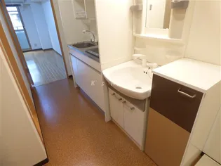 グラーツィア東灘【2階】の寝室