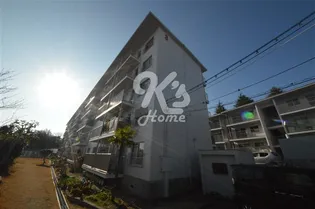 上高丸厚生年金住宅3号棟の画像