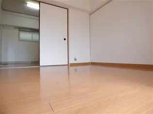 エスペランサ魚崎【5階】の居間