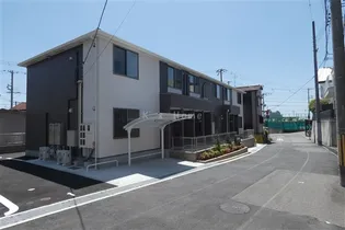 アルバ西岡本の外観