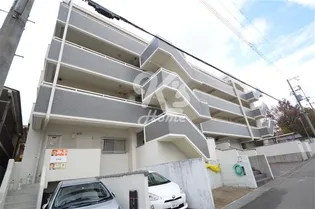 ゴールドクレスト垂水【1階】の外観