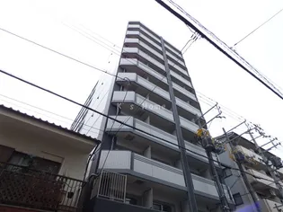 アドバンス三宮シュロス【2階】の外観