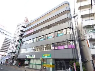 大手ビルの画像