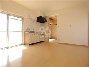 新田マンション【4階】の居間