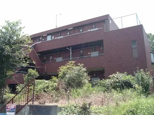 ファーストマンション【1階】の外観