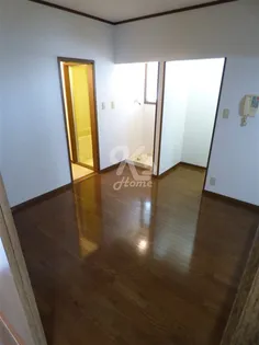 藤ハイツ【B棟102号室】の内装