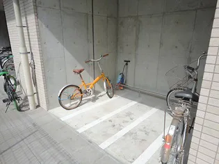 ウエストアヴェニュー【2階】の地図