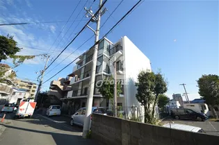 ラール山下【302号室】の外観