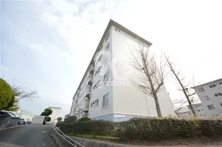 神陵台東住宅57号棟の画像