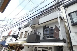 アカカベビルの画像