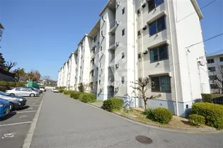 小束山住宅3号棟の画像