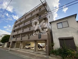 イーナ板宿の画像