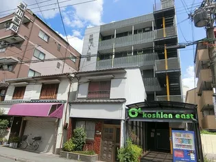 C4 Koshien east【2階】の外観
