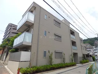 シャーメゾン山本通【2階】の外観