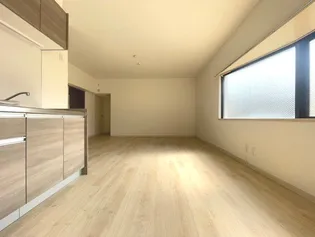 カルム千里山土井【1階】の居間