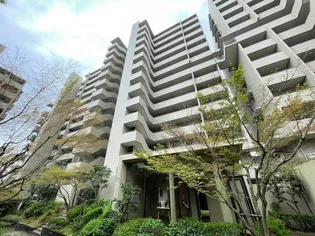 ジオメゾン新千里東町三番館【9階】の外観
