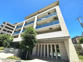 プラウド新千里西町【1階】の外観
