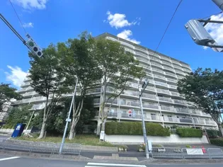 アパルトマン北千里【7階】の外観