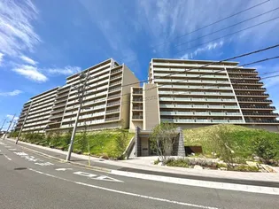 ジオ彩都いろどりの丘 A棟【3階】の外観