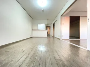 サンライズ豊中【1階】の居間