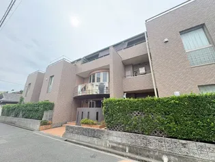 アダージョ北垣内の外観