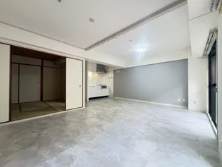 グレースフルハイツ1号館【1階】の外観