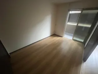 クレストKOBE【1階】の居間