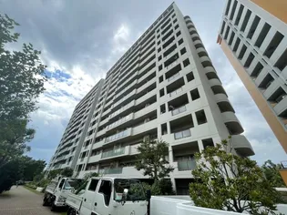RICウエストコート4番街1番館522号棟【7階】の外観