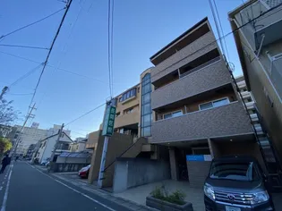 プランドール森南【3階】の外観