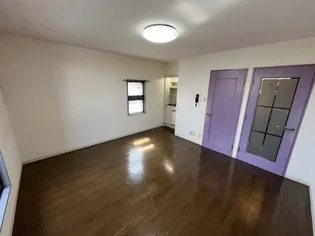 グロスアベニュー【3階】の居間