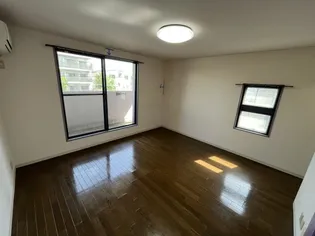 グロスアベニュー【3階】の居間