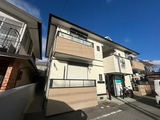 リヴェール・ヴィラ【1階】の外観