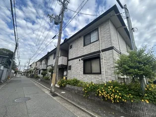 ヴェールハイム霞ヶ丘【1階】の外観