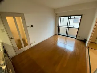 ルナハイム【2階】の居間