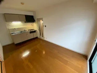 ルナハイム【2階】の居間