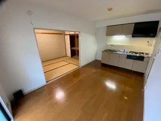 ルナハイム【2階】の居間