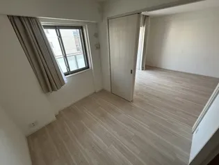 パークホームズ夙川松下町【3階】の居間