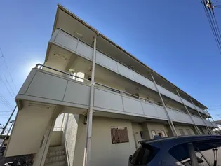 ハイフラット静徳【2階】の外観