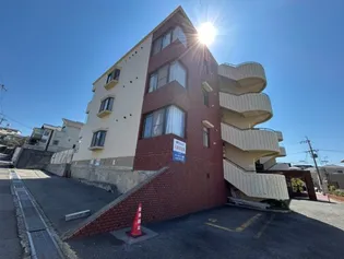 ロイヤルハイツ本多聞【3階】の外観