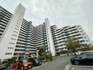 パームスクェアジェームス山【8階】の外観