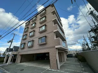 オーシャン【2階】の外観