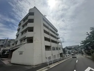 多聞台パークシャトー【5階】の外観