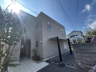 グルーブメゾン歌敷山【1階】の外観