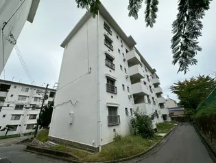 垂水上高丸住宅B棟【1階】の外観