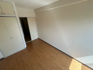 ドミシル今森【302号室】の居間