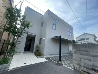 グルーブメゾン歌敷山【2階】の外観