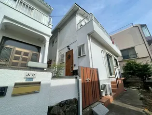 歌敷山ハイツ【1階】の外観