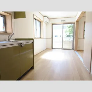 カーサドマーニ【2階】の居間