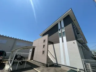 ル・シャンデパン【2階】の外観